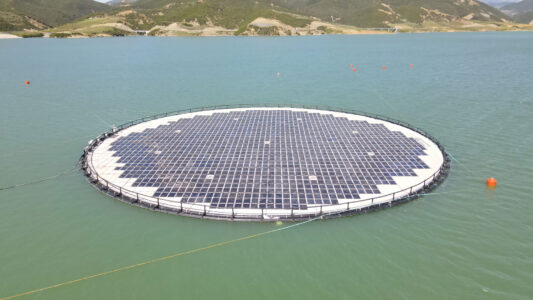 188_Protan_Floating-Solar-Power-Photo-4-533x300.jpg